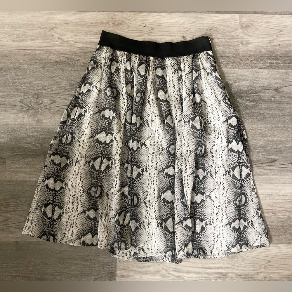 WHBM, Black and Grey, Snakeskin, A-line Skirt